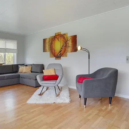 Martinette - 4-7km From The Sea By Interhome