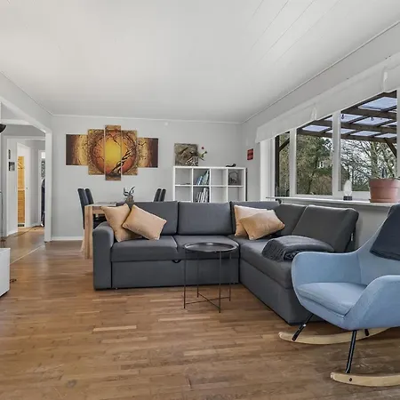 Martinette - 4-7km From The Sea By Interhome *
